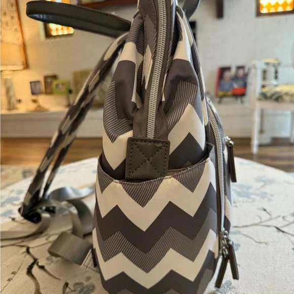 Maevn Women's Chevron Backpack - Grey and White - Picture 4 of 17
